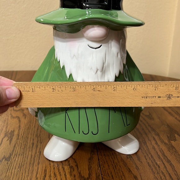 Rae Dunn KISS ME Leprechaun Standing Gnome - Picture 6 of 7